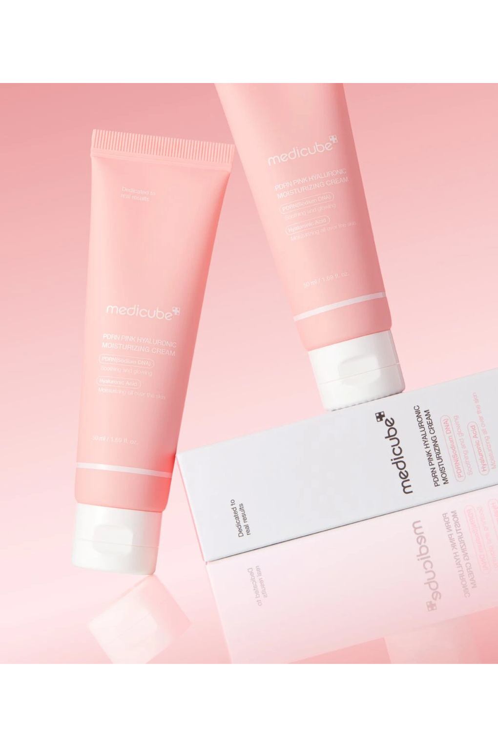 Крем для лица Medicube PDRN Pink Hyaluronic Moisturizing Cream, 50 мл. Фото 5.