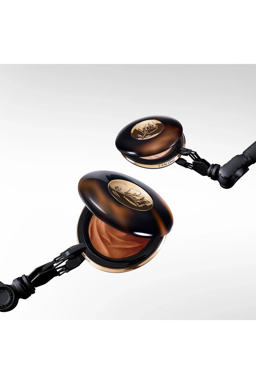 Хайлайтер Lancome Idole 02 Medium Glow, 10 г. Фото 3.