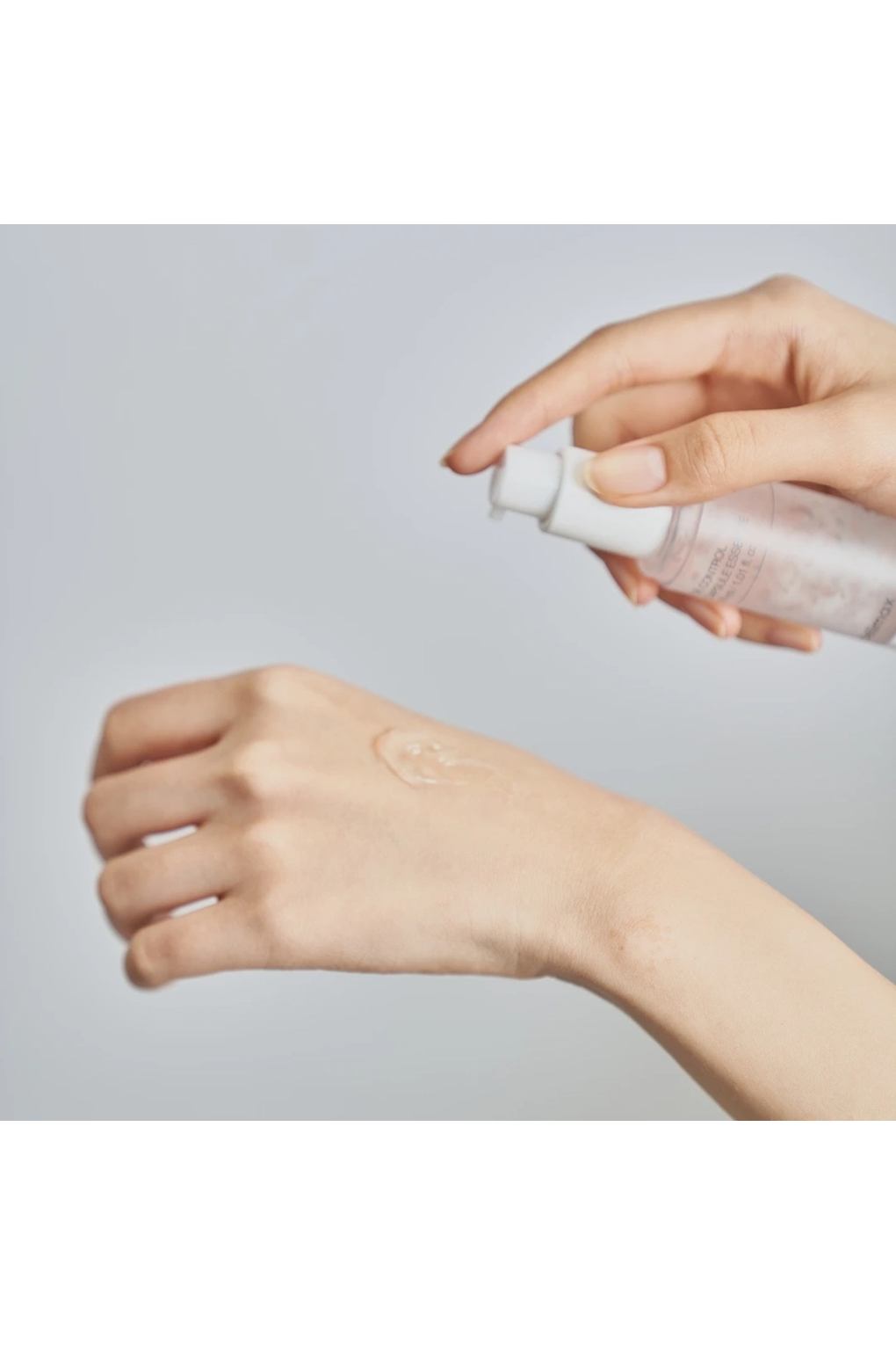 Эссенция для ухода за кожей celimax Oil Control Capsule Essence, 30 мл. Фото 2.