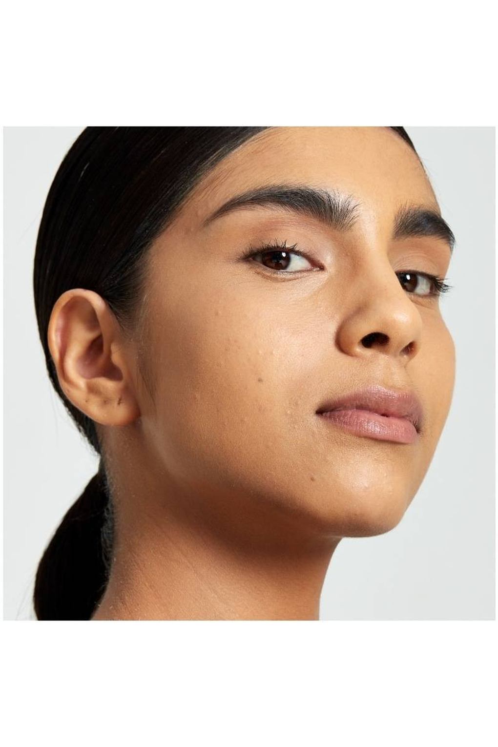 Консилер NYX Professional Makeup Can't Stop Won't Stop Contour Concealer Medium Olive, 3,5 мл. Фото 3.