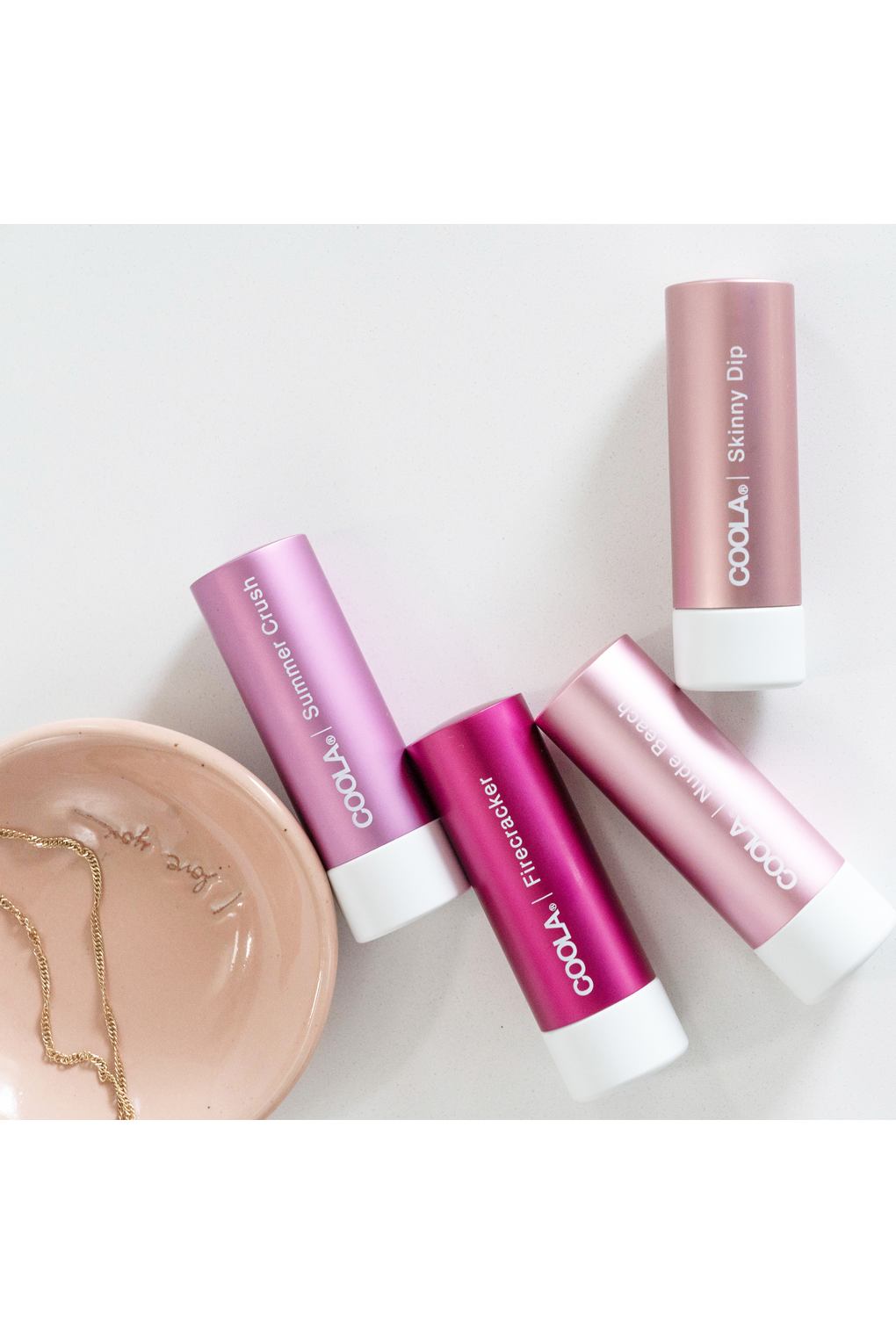 Минеральный бальзам для губ COOLA Mineral Liplux Spf 30, Skinny Dipp, 4.2 г. Фото 3.