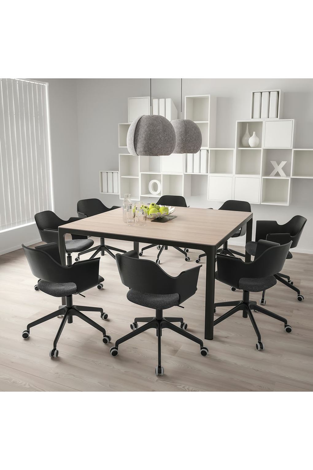 Стул для переговоров на колёсиках IKEA FJÄLLBERGET. Фото 4.