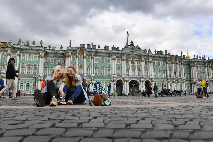 "Сколько теперь стоит отдых в Санкт-Петербурге? Туристический налог растет!"