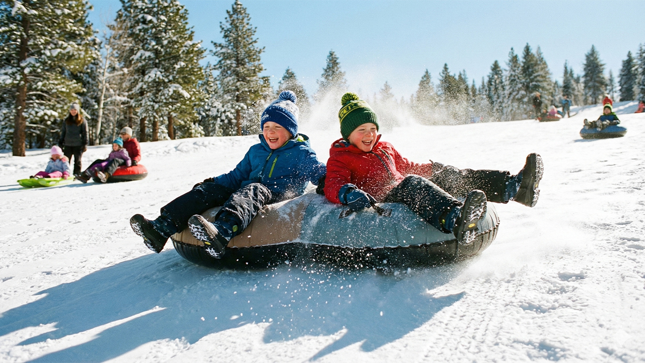 В Шалинском МО двое детей погибли при сходе снега на горке