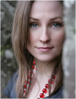 Julie Fowlis — PianoKafe.com