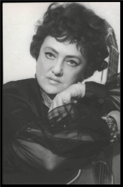 Алла Баянова — PianoKafe.com