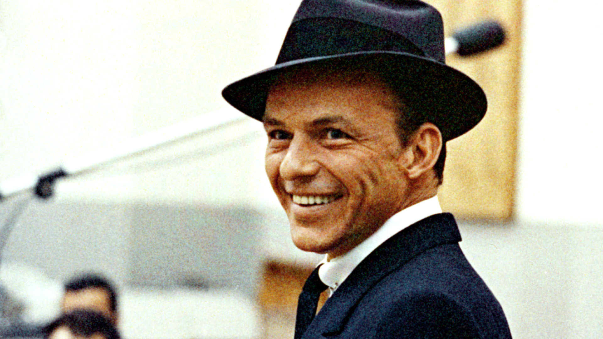Frank Sinatra — PianoKafe.com