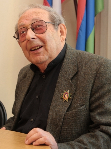 Александр Колкер — PianoKafe.com