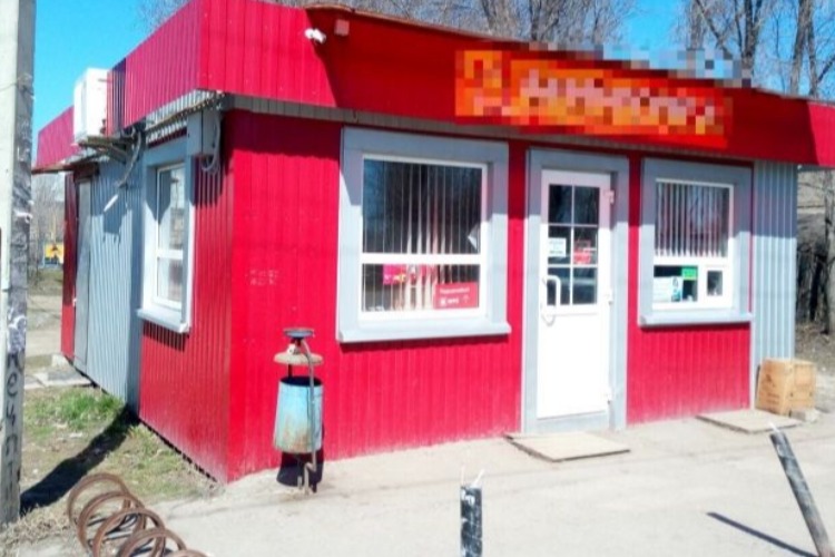 Предпринимателя заставили снести торговый павильон