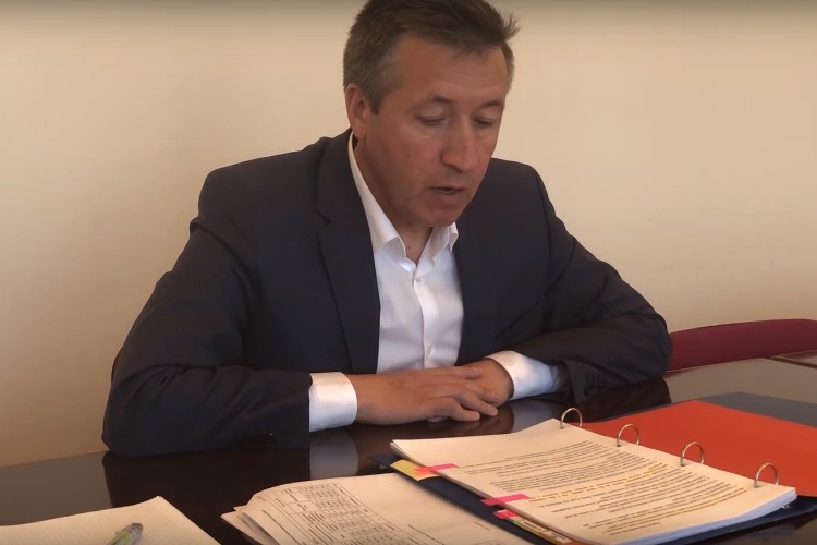 О мусоре, дорогах и зеленке. Глава района затронул актуальные вопросы