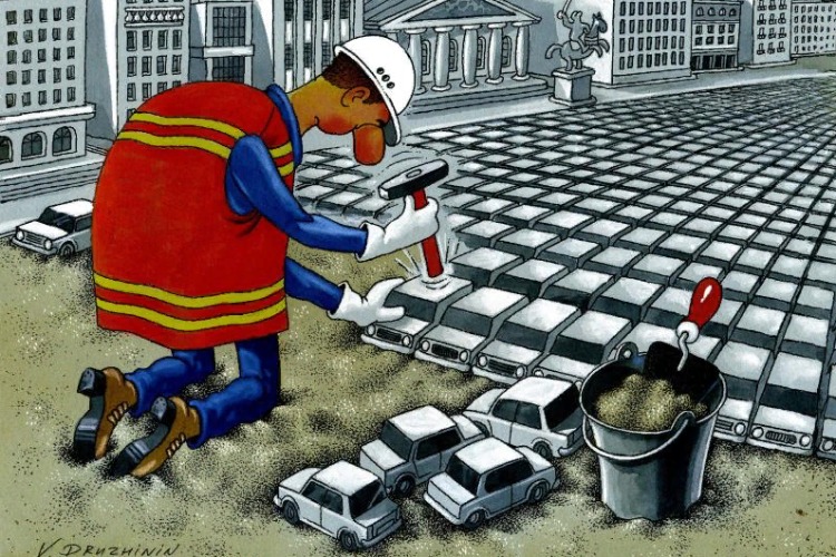 Нужна парковка возле дома? Так строй ее на здоровье!