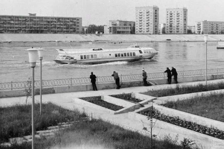 Город нашей памяти. Два фоторебуса прежних времен