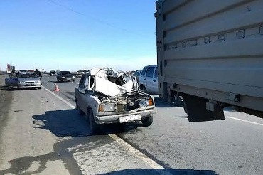 При столкновении Камаза и семерки погибла женщина