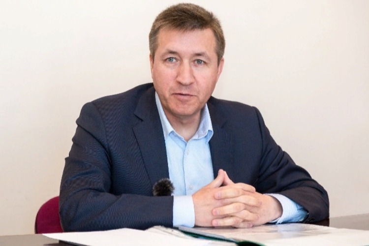 Александр Соловьев поздравляет земляков с Днем Государственного флага