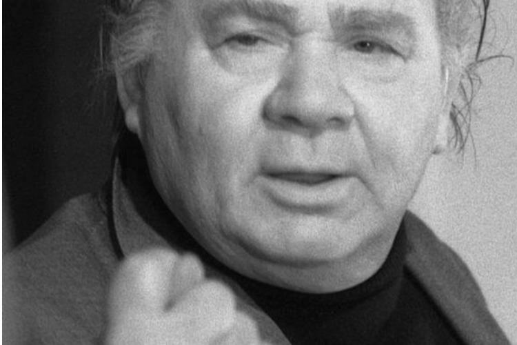 ТЕСТ: Сумеете ли вы “опознать“ любимых актёров по фото-фрагментам?