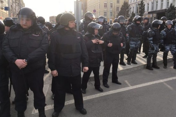 Каждый второй студент области готов участвовать в митингах