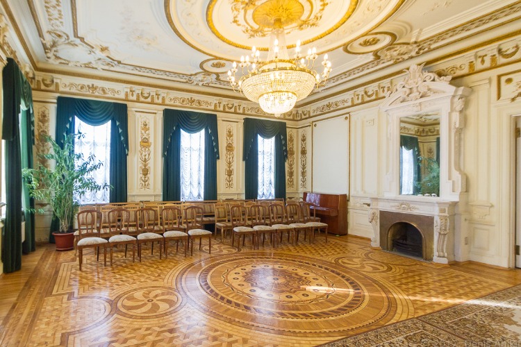 С московских экспертов Russian Event Awards запросили плату за фото в Усадьбе Мальцева
