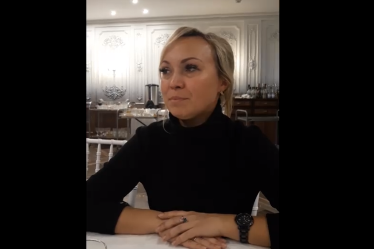 Мама убитой в Саратове девочки записала обращение к россиянам. Видео