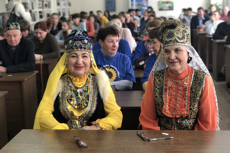 Кто такие котляры и зачем мордве вешать лапти на забор?