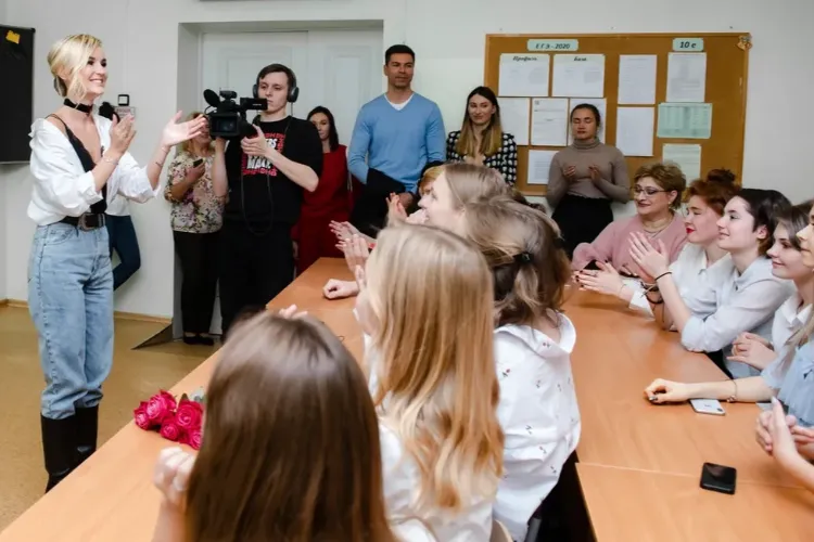 Диана, Полина и Шура Би-2. Школьники Балакова приобщились к Культурному марафону