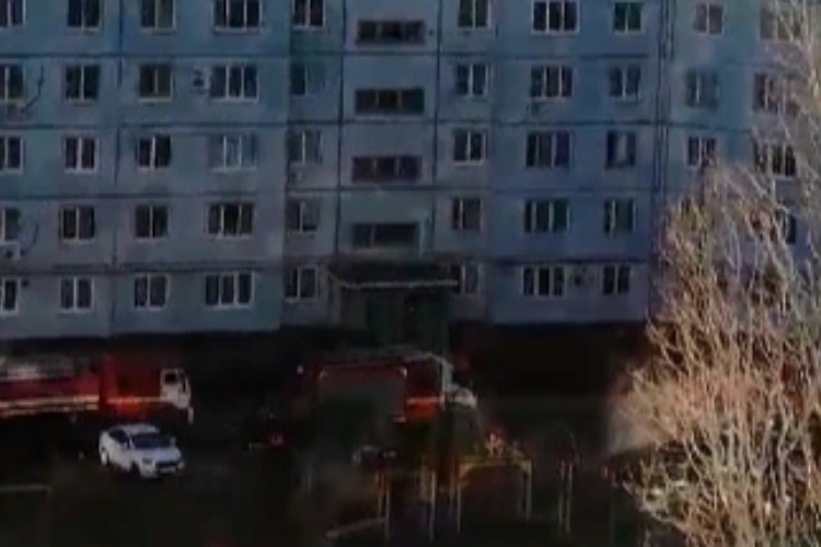 Огнеборцы прибыли на место задымления в дом у Балатона