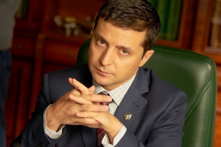 ТНТ снял с эфира сериал Слуга народа