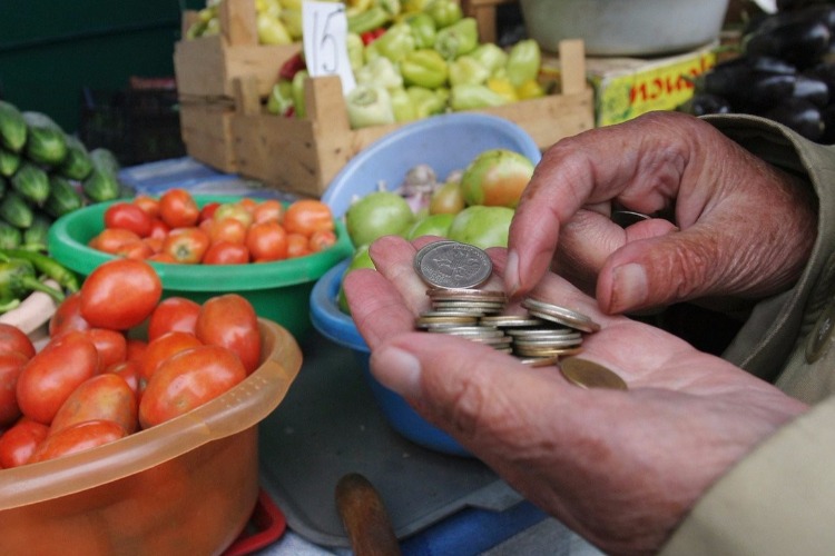 Перейдем на мясо. В России подорожают овощи и хлеб