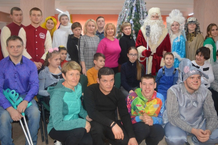 С верой в сказку и добросердечность