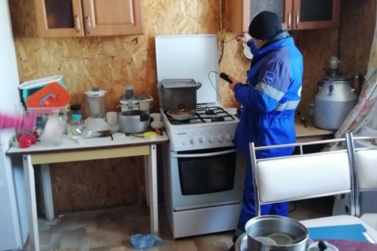 Хуторян спасли от возможных последствий утечки газа