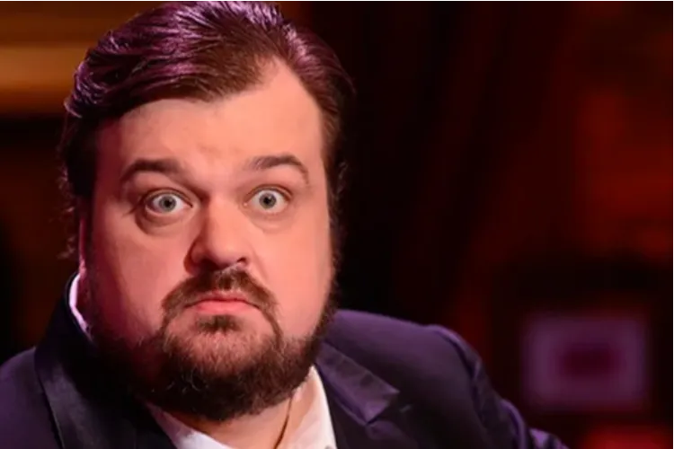 Василий Уткин высказался о конфликте в облдуме, а заодно и посрамил Саратов