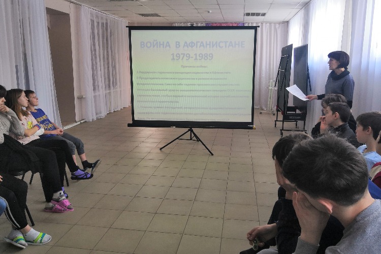 Воспитанники центра Семья прикоснулись к 31-летней военной памяти