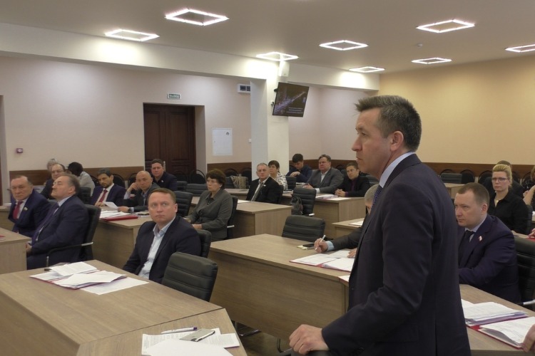 Вышедших на субботники энтузиастов власти обеспечат мешками