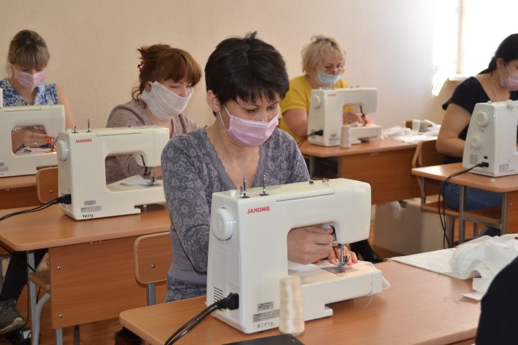Чиновники будут координировать работу по пошиву масок