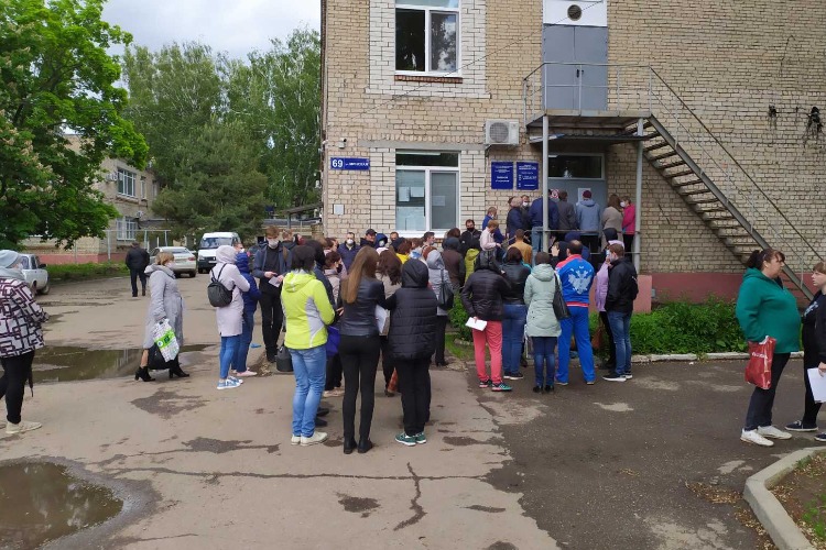 Все Вы сами – дураки! Психиатры Балакова продолжают глумиться над земляками своими фирменными КоронаОчередями
