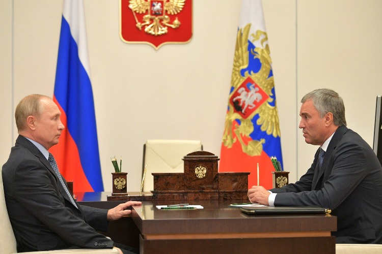 Володин доложил Путину о том, что коронавирусом переболел каждый пятый депутат госдумы