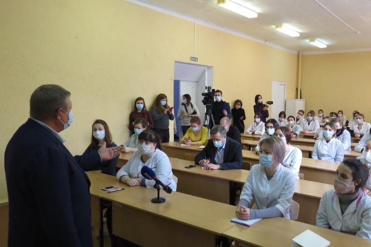 Николай Панков: о стипендии, тротуарах и директорах коньячных заводов в Дагестане