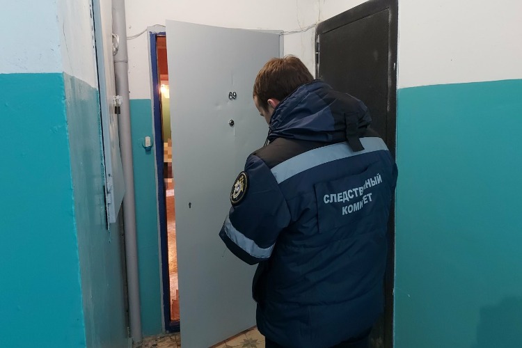 В Балакове 60-летний мужчина умер в ванной комнате своей квартиры