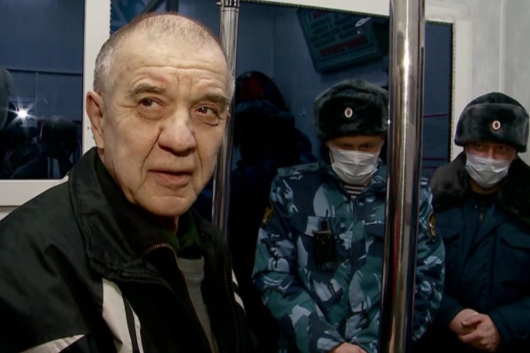 Возвращение маньяка. Он уехал на волю из обсиженного Пугачева на автобусе Балаково - Самара