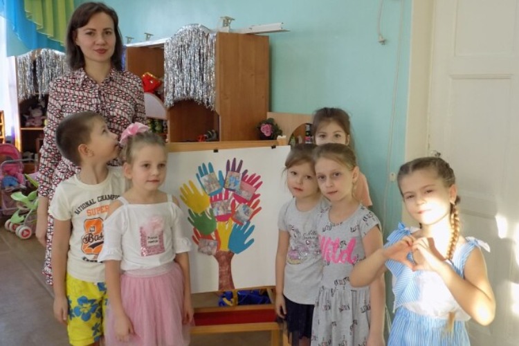 Педагог-психолог из детсада стала лучшей дебютанткой