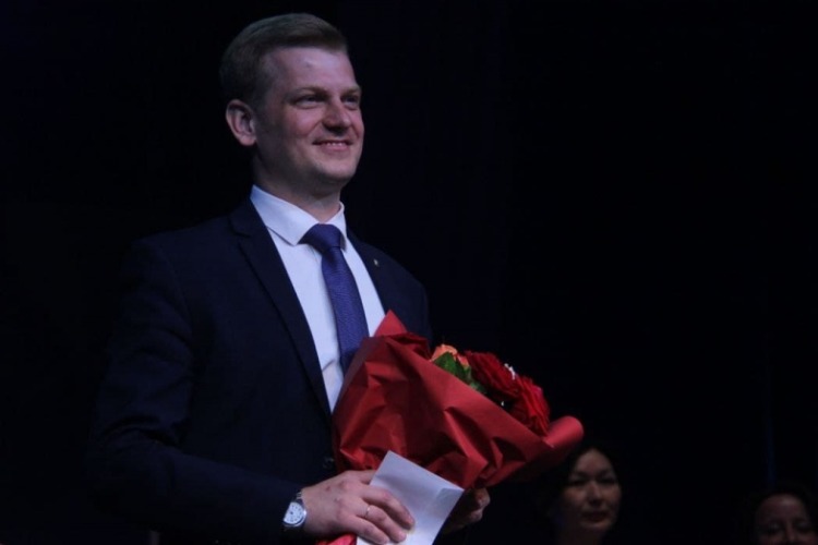 Балаковский трудовик стал вторым учителем губернии