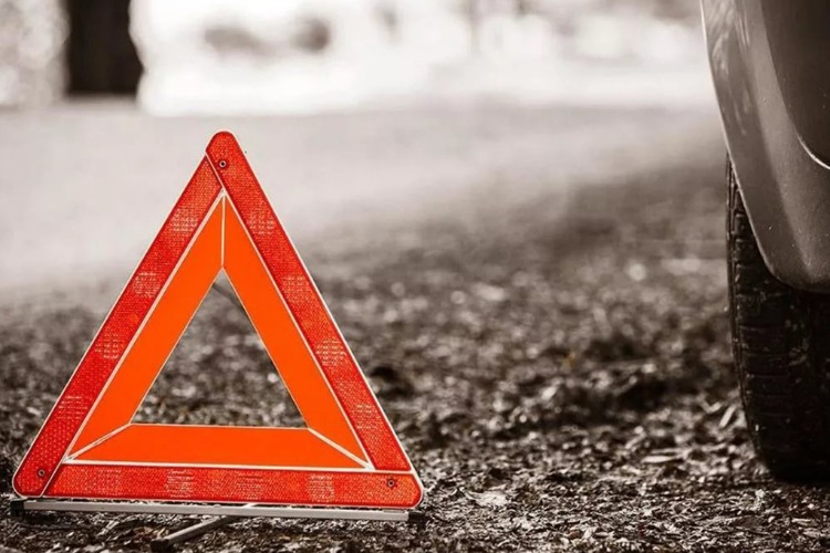 В Балаково беспечный мужчина попал под колеса Весты
