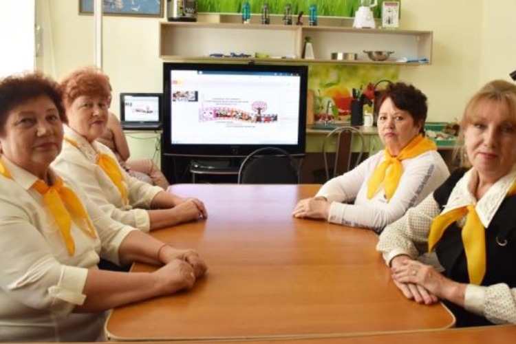 Не совершая добрых дел, человек чувствует себя неуютно в этом мире