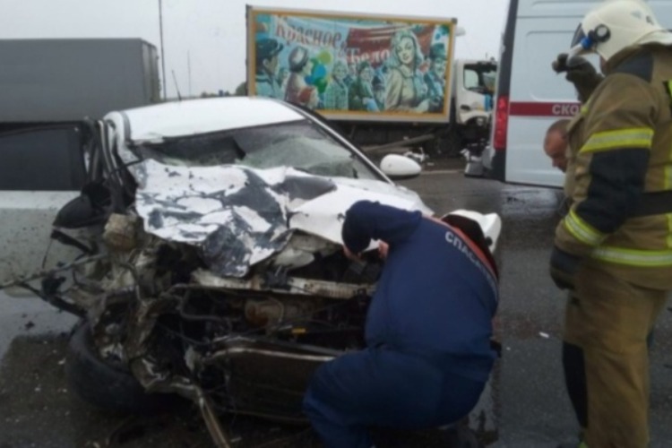В ДТП на трассе Балаково - Саратов пострадали 3 человека