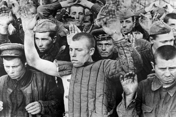 Так почему же война началась для нас с катастрофы?