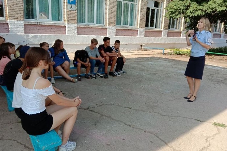 Наркополиция рассказала школьникам о запрещенных веществах