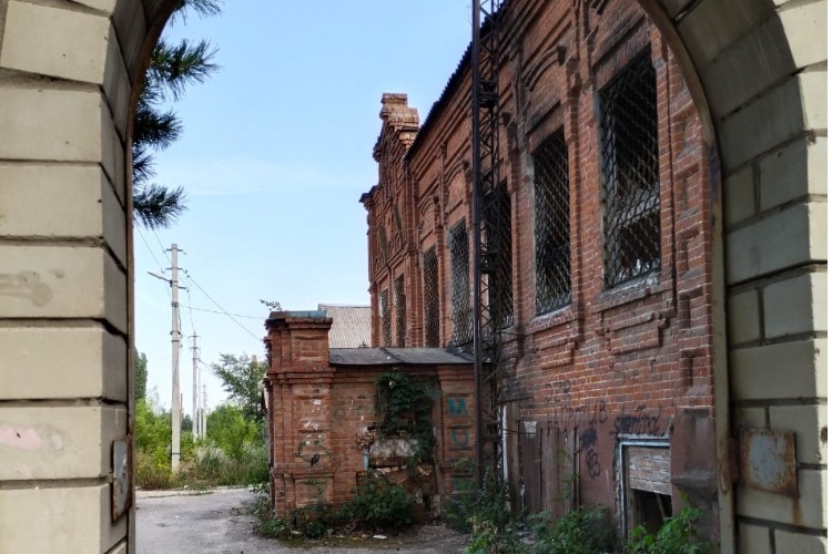 Смельчаки уже нашлись? Старые особняки на Братьев Захаровых ждут арендаторов