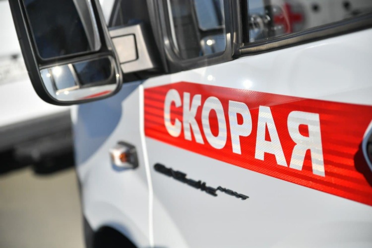 В Балаково на войну с ковидом мчится новая машина неотложки