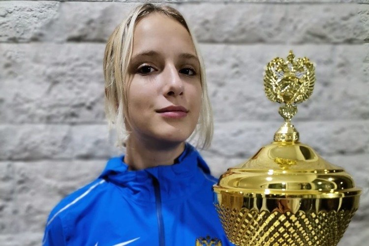 Юная легкоатлетка в шиповках привезла с Кубани золото