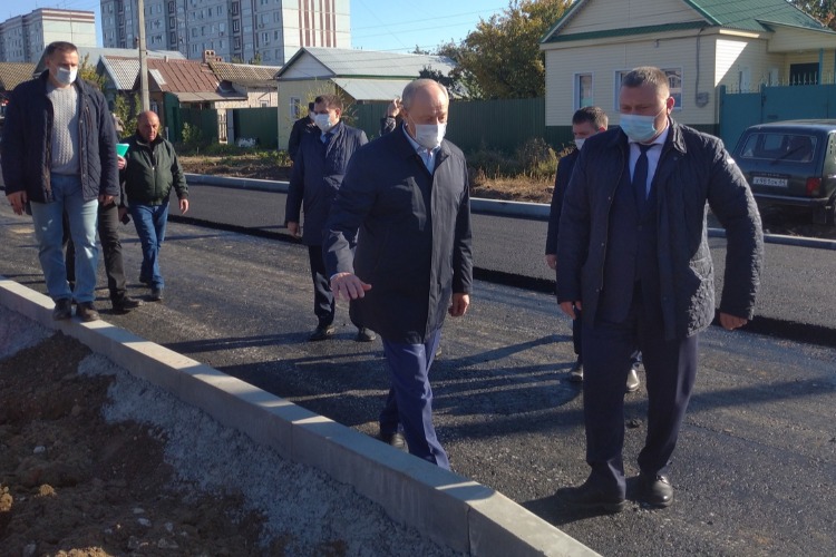 Сергей Грачев рассказал губернатору, когда достроят дорогу по Братьев Захаровых