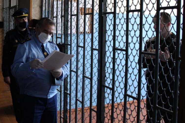 Прокуратура заинтересовалась соблюдением законности в колониях области